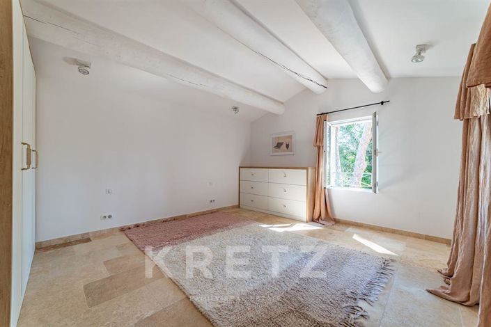 Image No.11-5 Bed House for sale