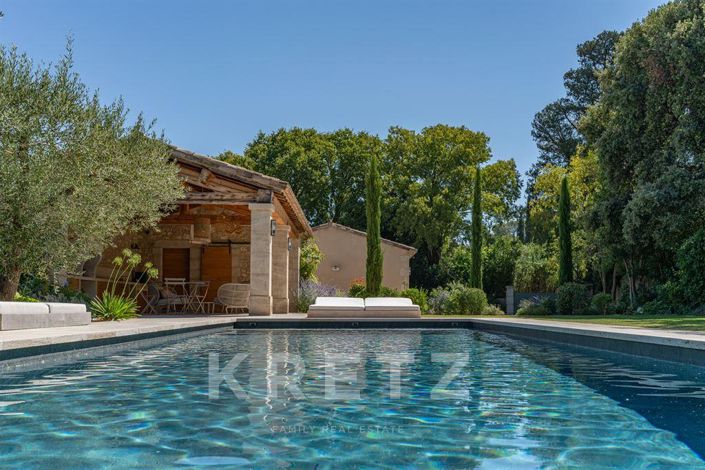 Image No.2-5 Bed House for sale