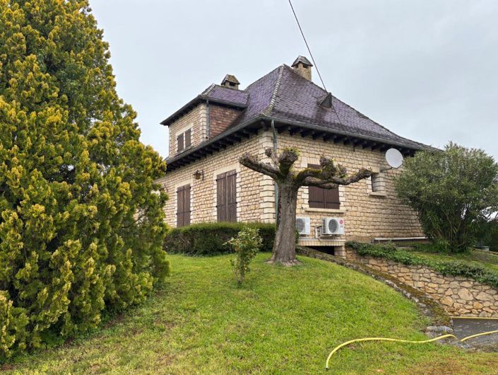 Image No.3-3 Bed House for sale