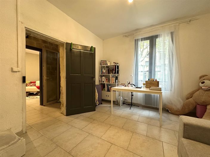 Image No.3-Maison de 2 chambres à vendre à Uzès