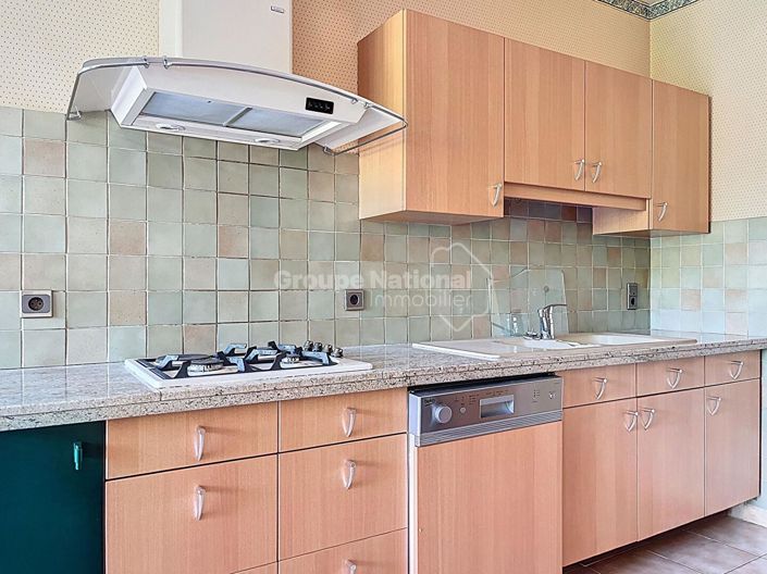 Image No.11-3 Bed Apartment for sale