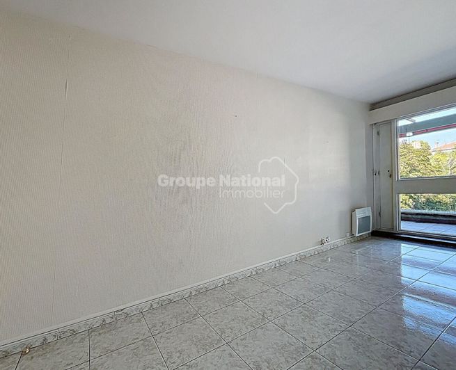 Image No.17-3 Bed Apartment for sale