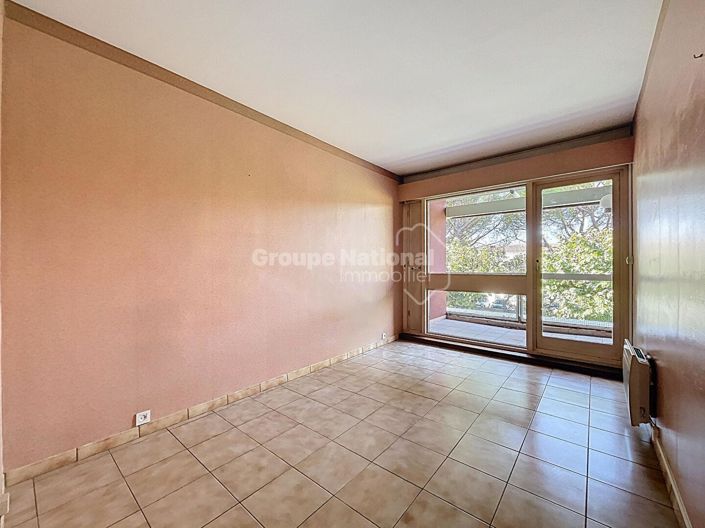 Image No.19-3 Bed Apartment for sale