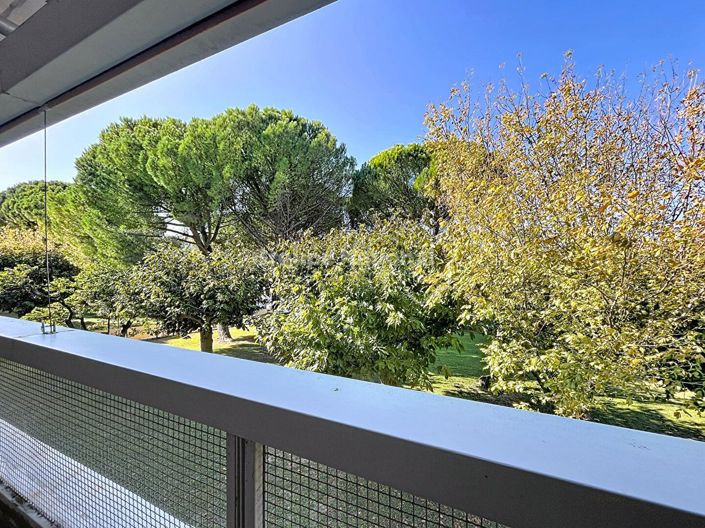 Image No.9-3 Bed Apartment for sale