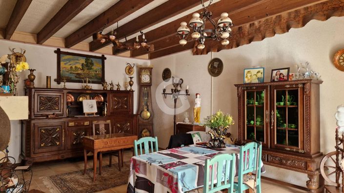 Image No.3-3 Bed House for sale