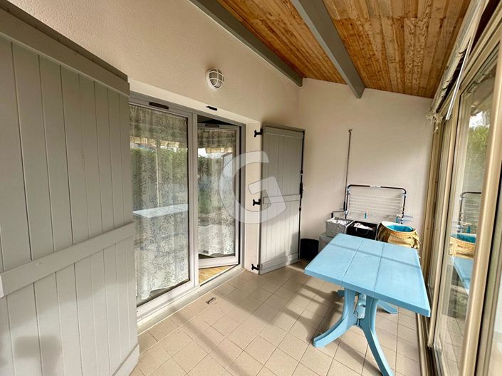 Image No.4-2 Bed House for sale