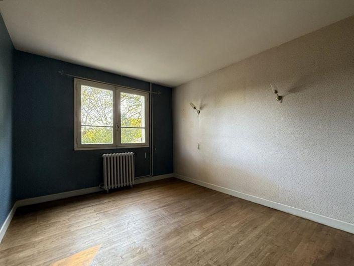 Image No.16-4 Bed House for sale