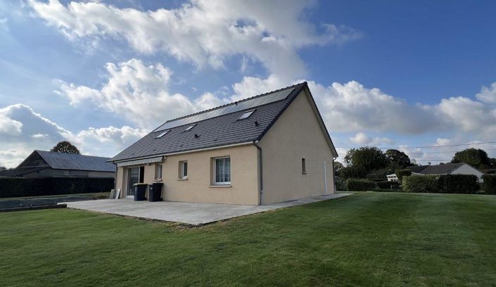 Image No.2-4 Bed House for sale