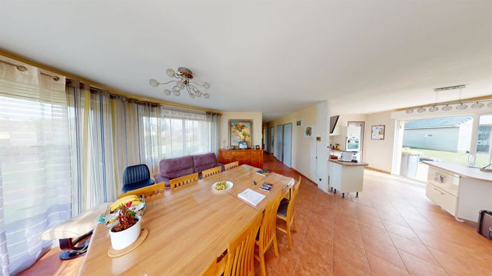 Image No.5-4 Bed House for sale