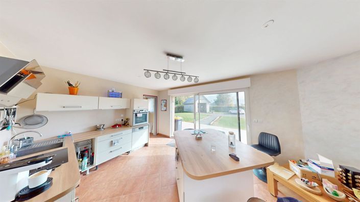 Image No.6-4 Bed House for sale