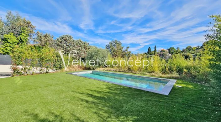 Image No.2-5 Bed House for sale