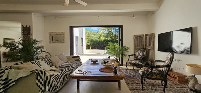 Image No.2-3 Bed House for sale