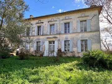 Maison de 4 chambres à vendre à Rauzan