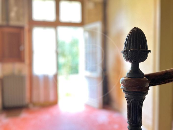 Image No.12-4 Bed House for sale