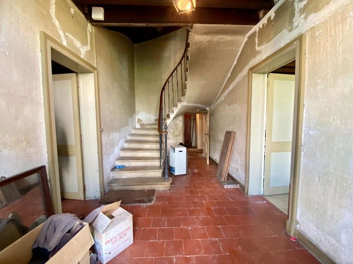 Image No.7-4 Bed House for sale