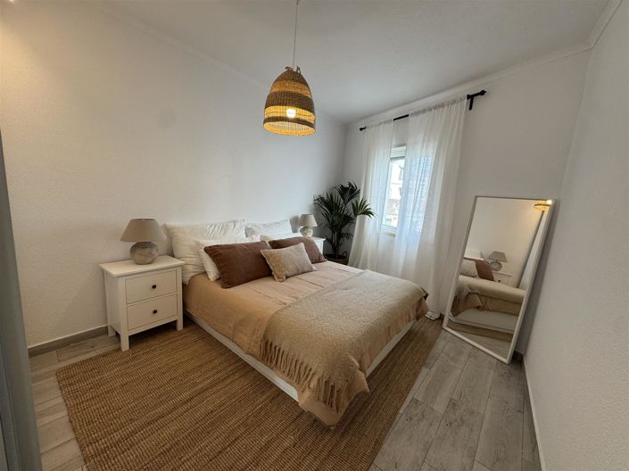 Image No.16-3 Bed House for sale