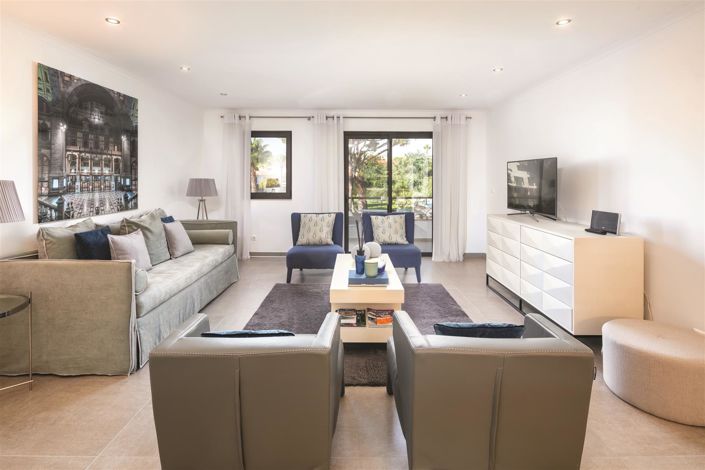 Image No.19-2 Bed House for sale