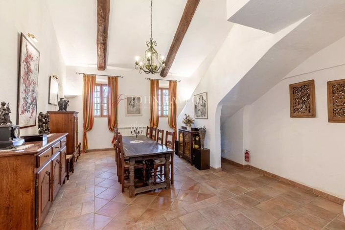 Image No.13-7 Bed House for sale