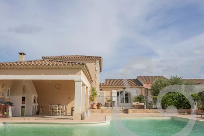 Image No.2-Maison de 4 chambres à vendre à Fontvieille