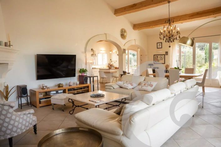 Image No.5-Maison de 4 chambres à vendre à Fontvieille