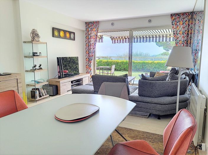 Image No.4-Appartement de 2 chambres à vendre à Le Cannet