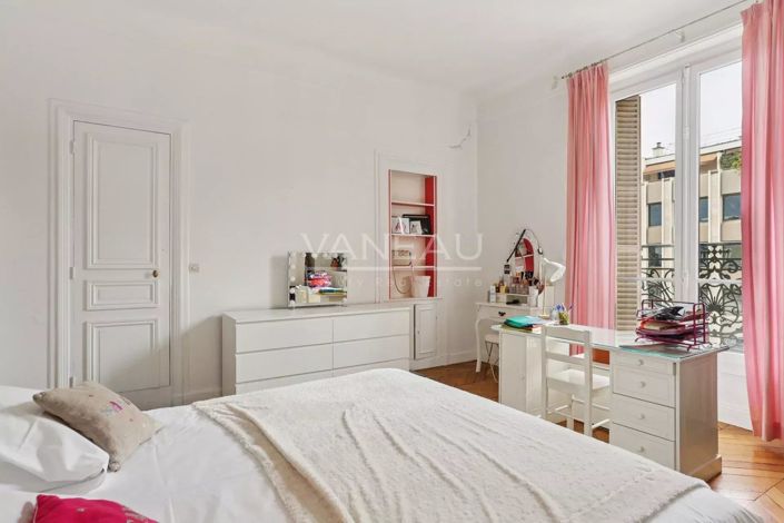 Image No.16-3 Bed Apartment for sale