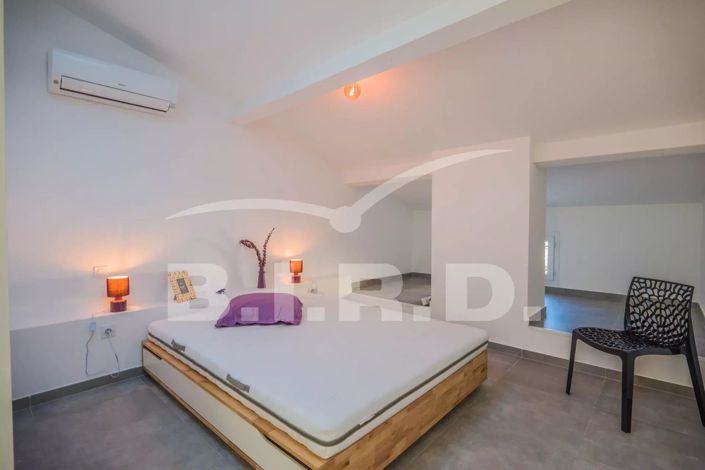 Image No.12-3 Bed Apartment for sale