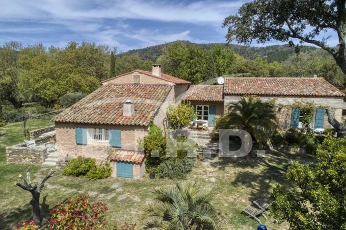 Image No.2-6 Bed House for sale