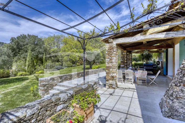 Image No.3-6 Bed House for sale