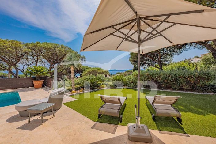 Image No.16-5 Bed House for sale