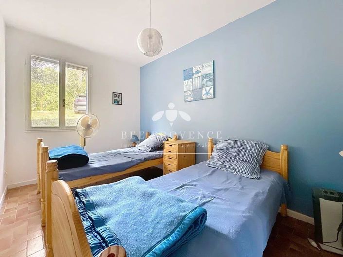 Image No.12-5 Bed House for sale