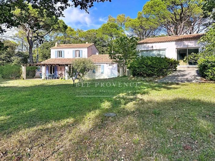 Image No.4-5 Bed House for sale