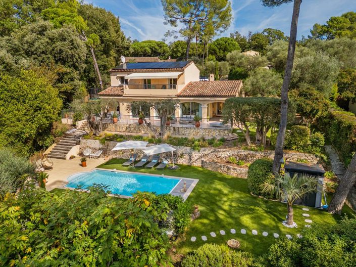 Image No.1-4 Bed House for sale