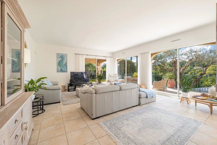 Image No.11-4 Bed House for sale