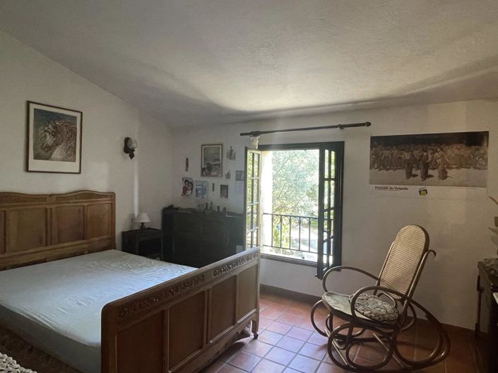 Image No.15-3 Bed House for sale