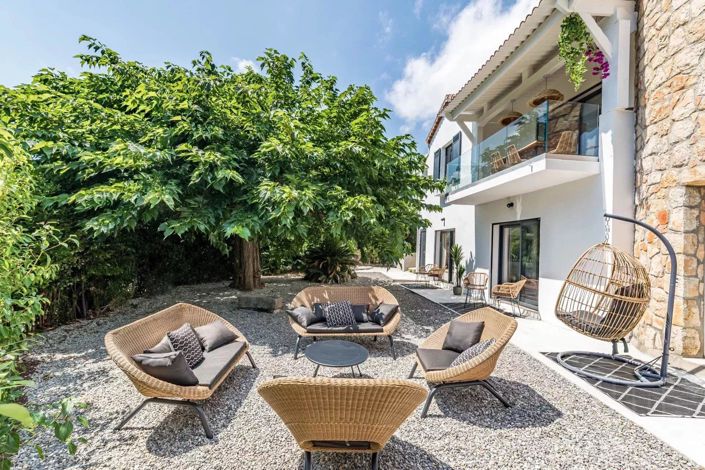 Image No.2-4 Bed House for sale