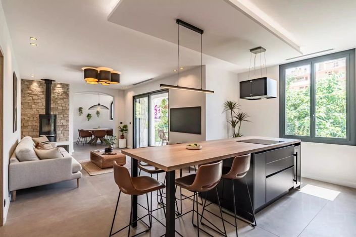 Image No.5-4 Bed House for sale