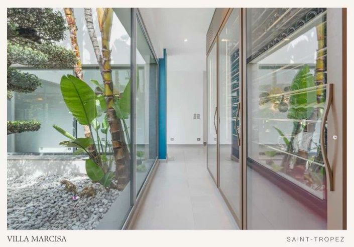 Image No.25-4 Bed House for sale