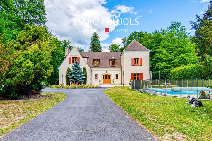 Image No.1-4 Bed House for sale