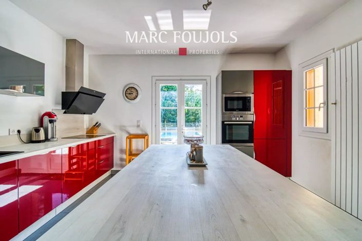 Image No.15-4 Bed House for sale