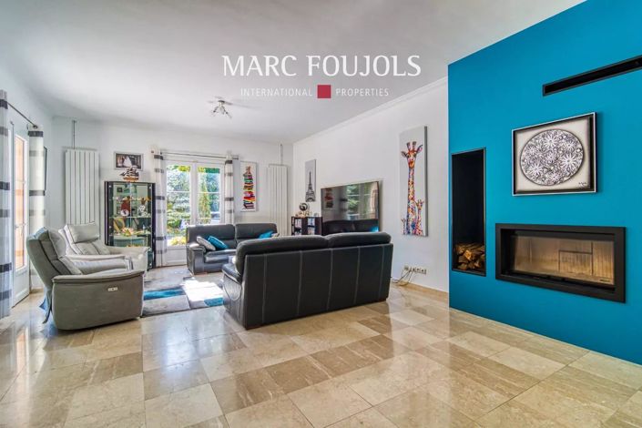 Image No.9-4 Bed House for sale