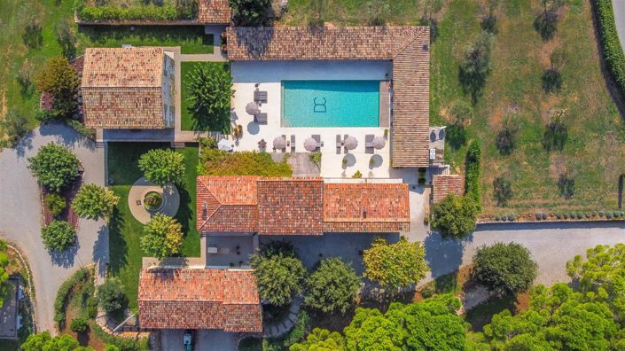 Image No.3-Maison de 24 chambres à vendre à Lorgues