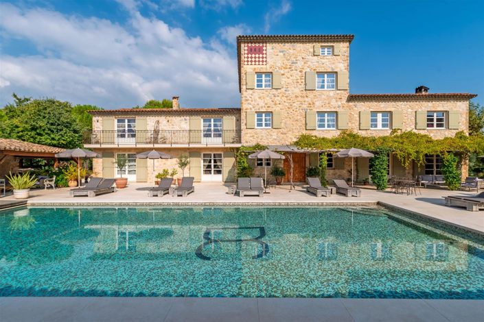 Image No.6-Maison de 24 chambres à vendre à Lorgues