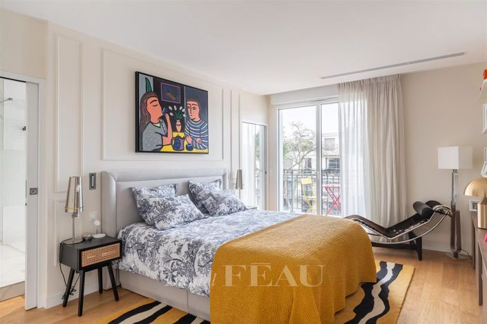 Image No.13-5 Bed Apartment for sale