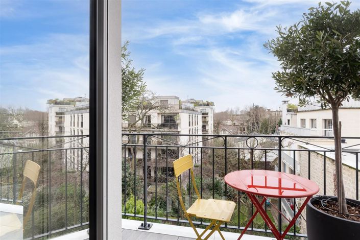 Image No.16-5 Bed Apartment for sale