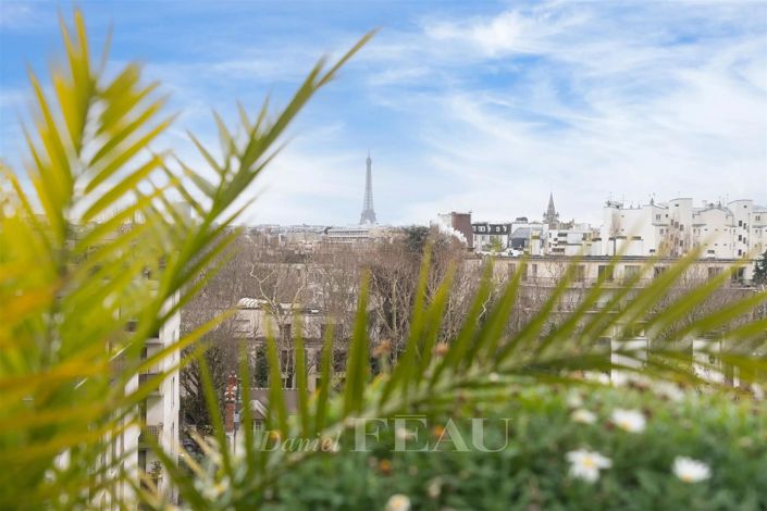 Image No.26-5 Bed Apartment for sale