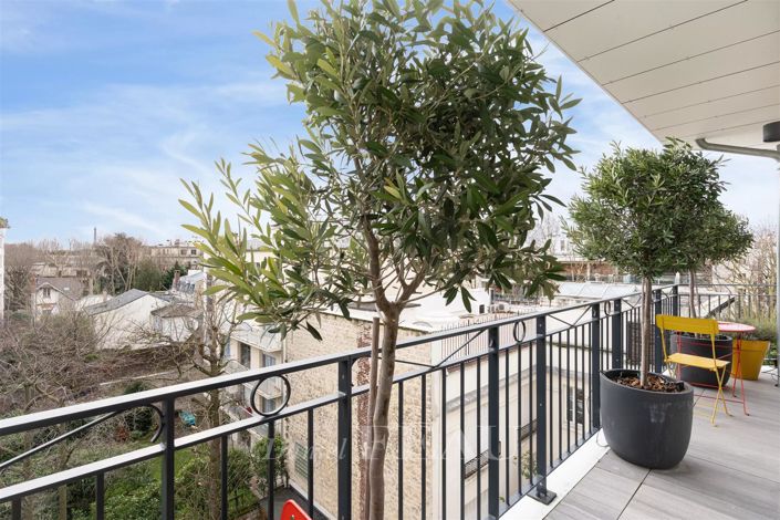 Image No.5-5 Bed Apartment for sale