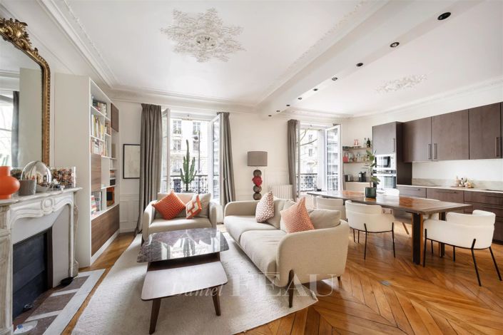 Image No.9-2 Bed Apartment for sale