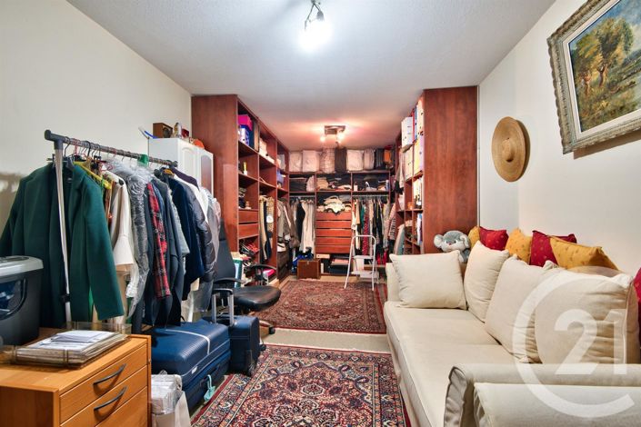 Image No.16-3 Bed Apartment for sale