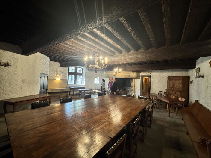 Image No.11-10 Bed House for sale